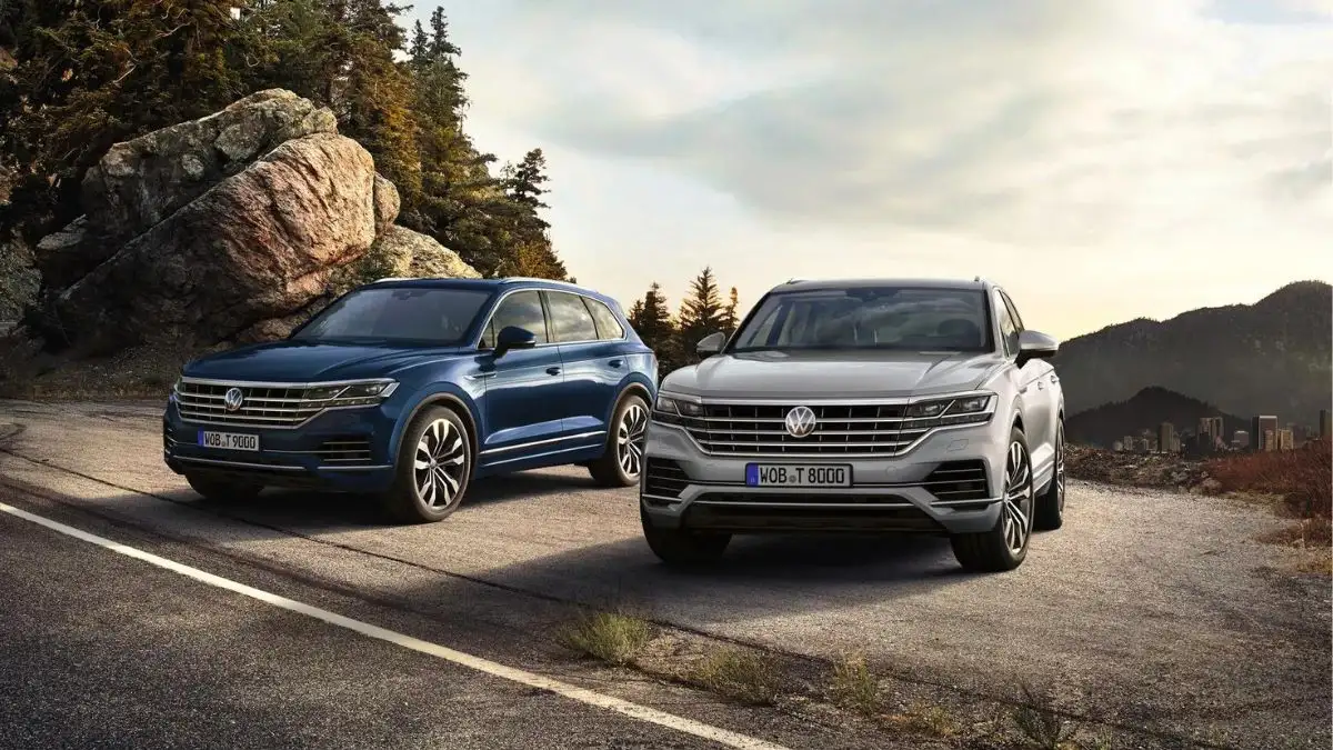 VW TOUAREG LUXURY – Màu Xanh