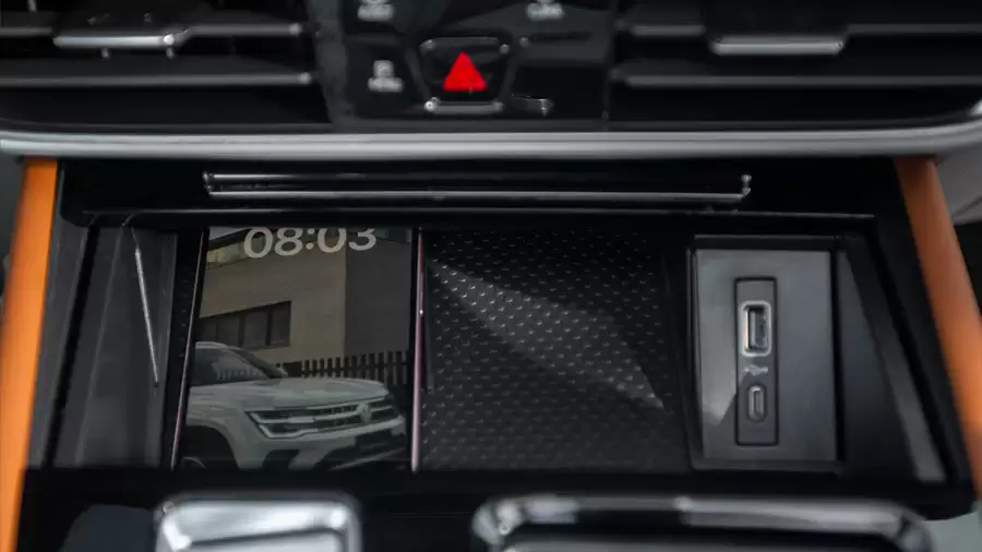 VW Teramont President Vip &#8211; Màu Đen