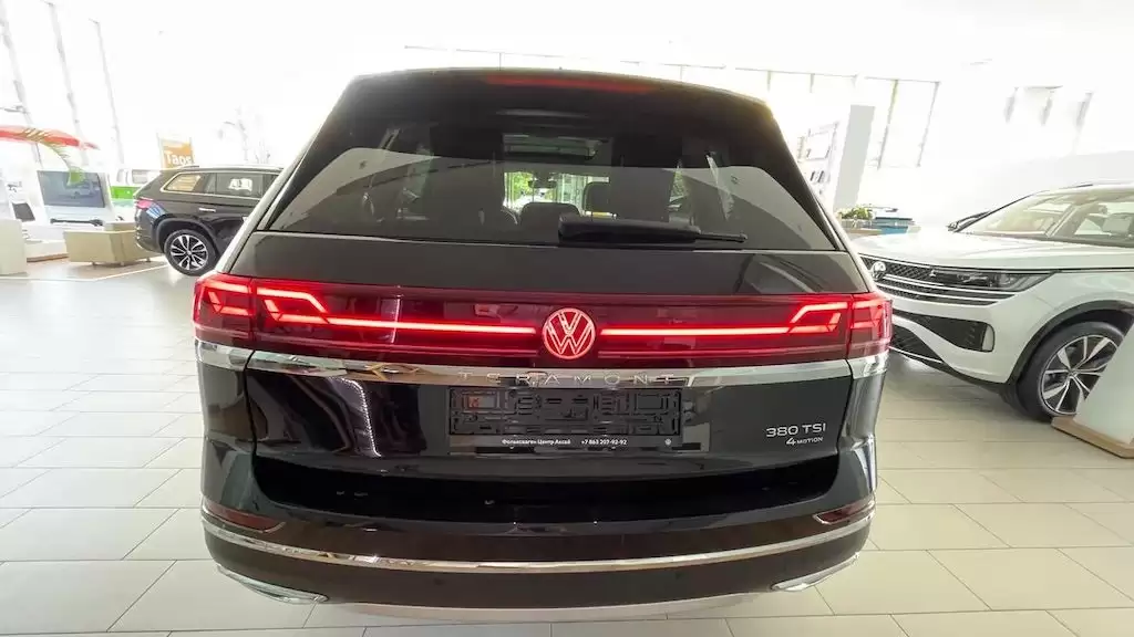 VW Teramont President Vip &#8211; Màu Đen