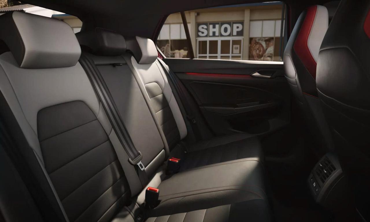 Volkswagen Golf 2.0 TSI GTI Performance
