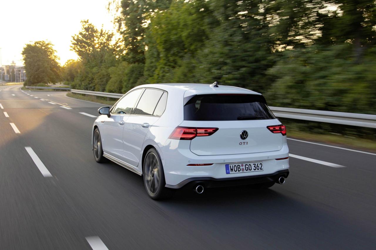 Volkswagen Golf 2.0 TSI GTI Lite